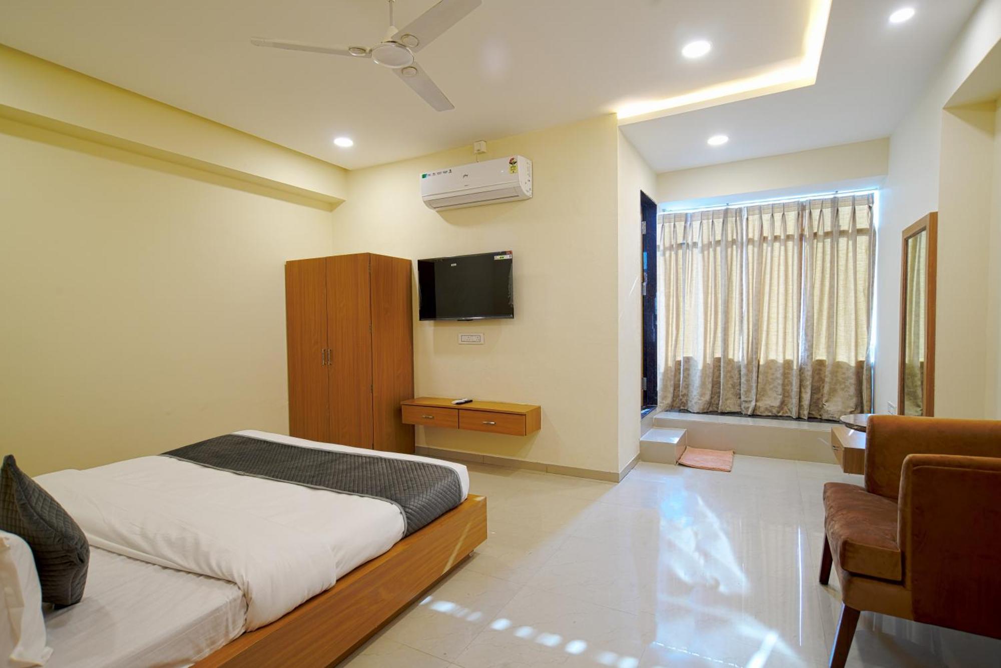 Hotel Shivlok 乌贾因 客房 照片