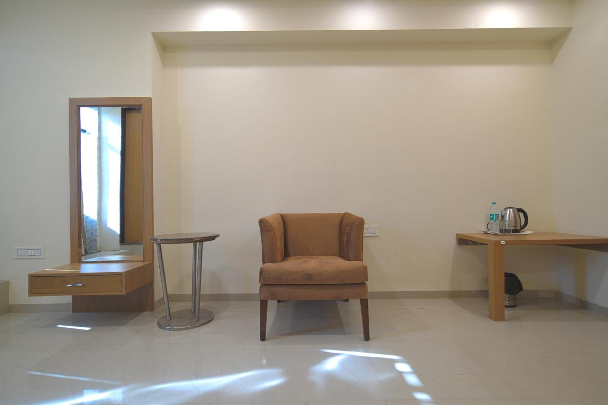 Hotel Shivlok 乌贾因 客房 照片