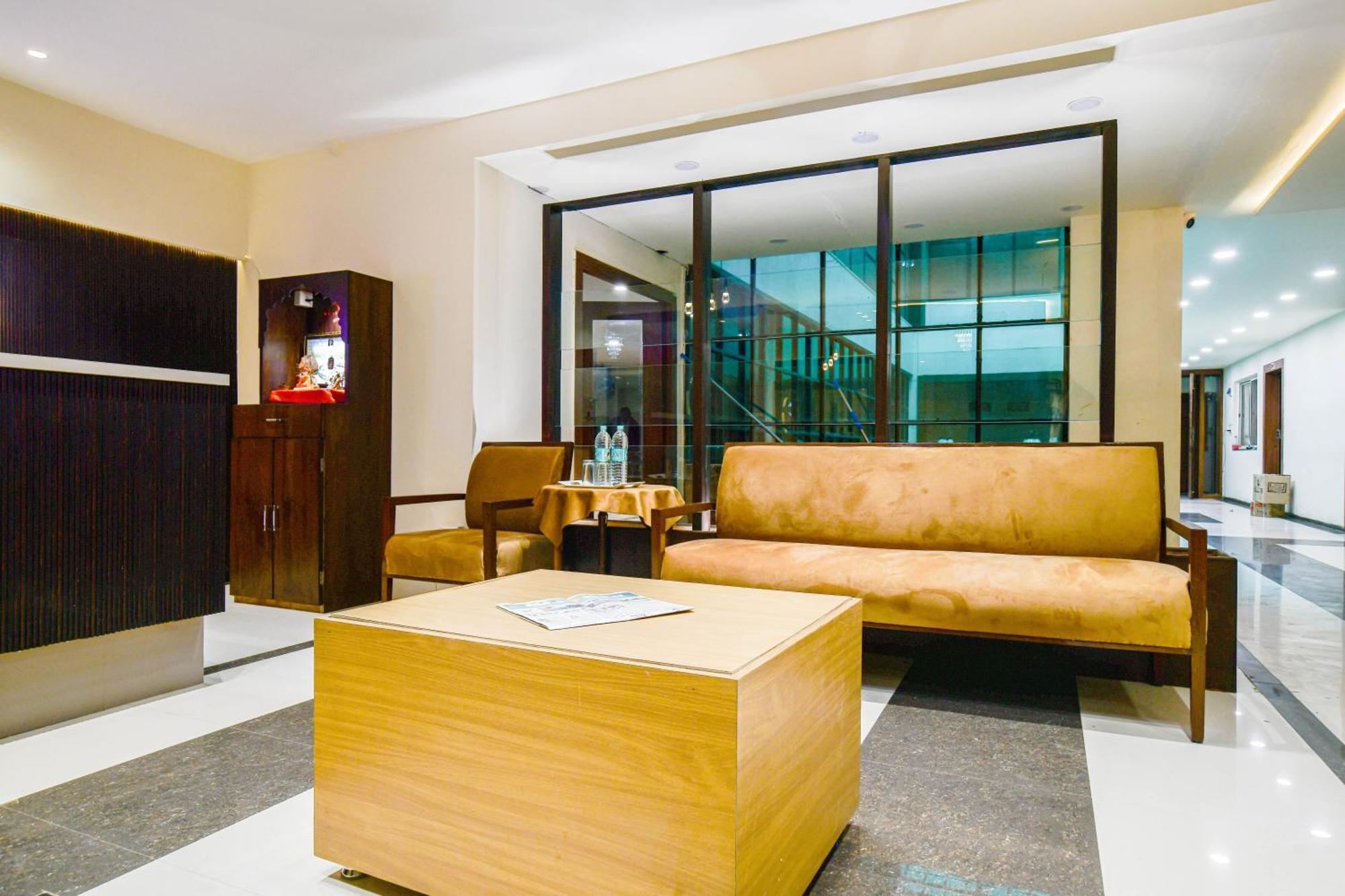 Hotel Shivlok 乌贾因 外观 照片