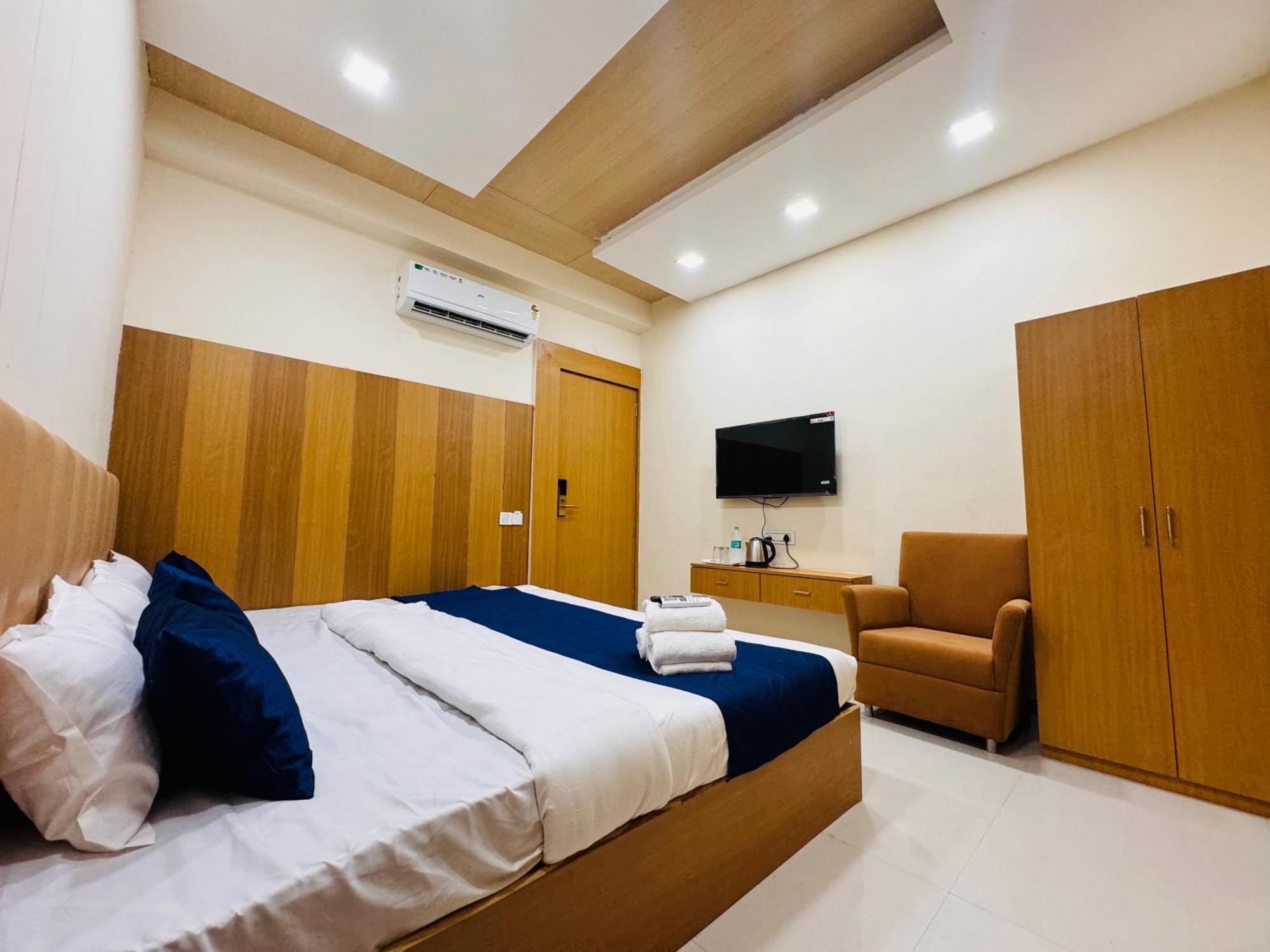 Hotel Shivlok 乌贾因 客房 照片